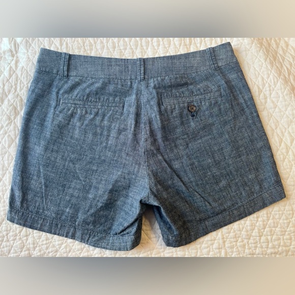 Women’s J. Crew Blue Chino Cotton Casual Shorts Size 4 Short - Picture 2 of 4